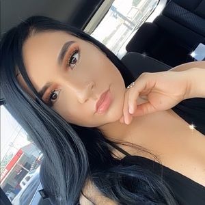 Meet your Posher, Aydee